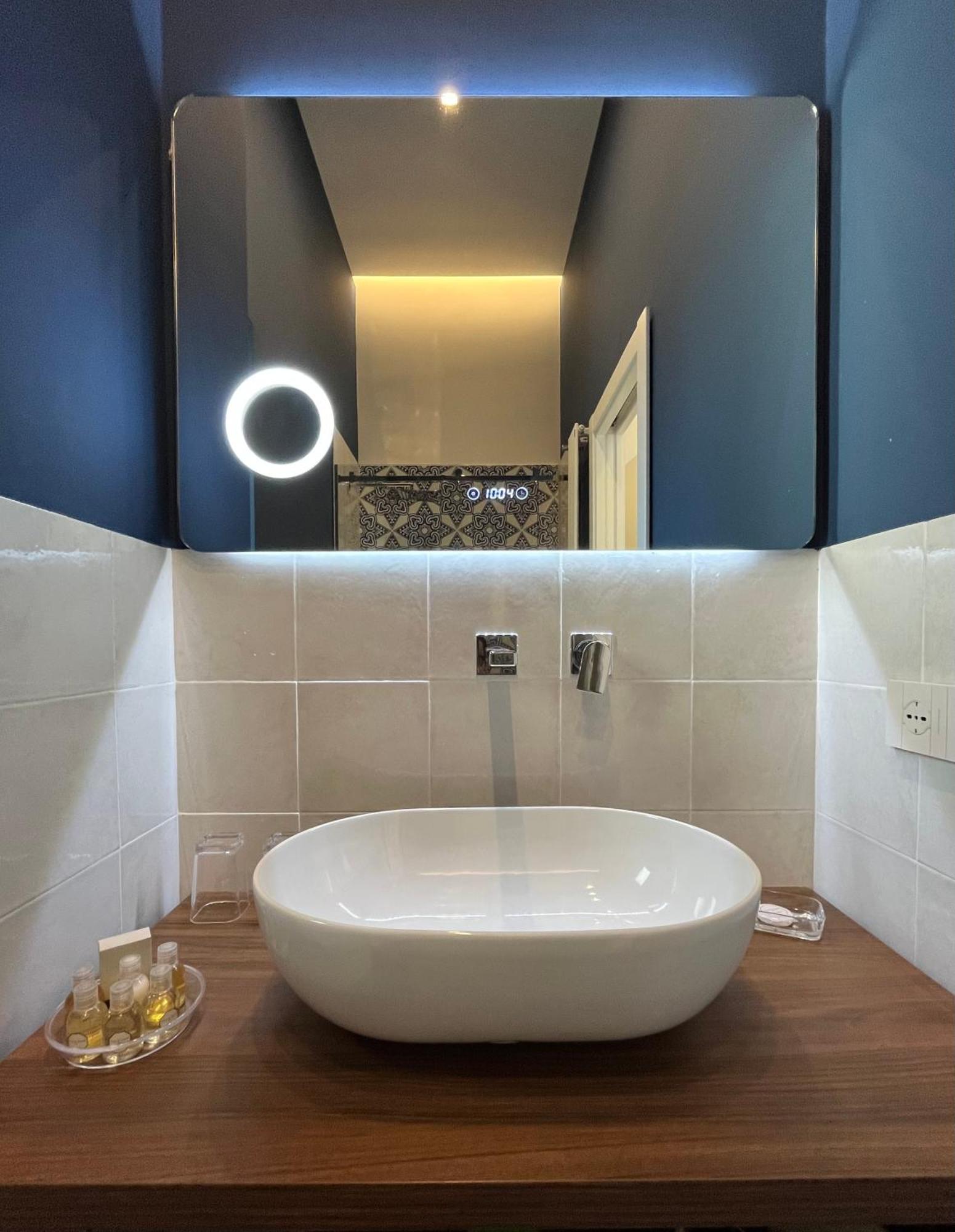 Gramsci 16 Hotel Napoli Ngoại thất bức ảnh