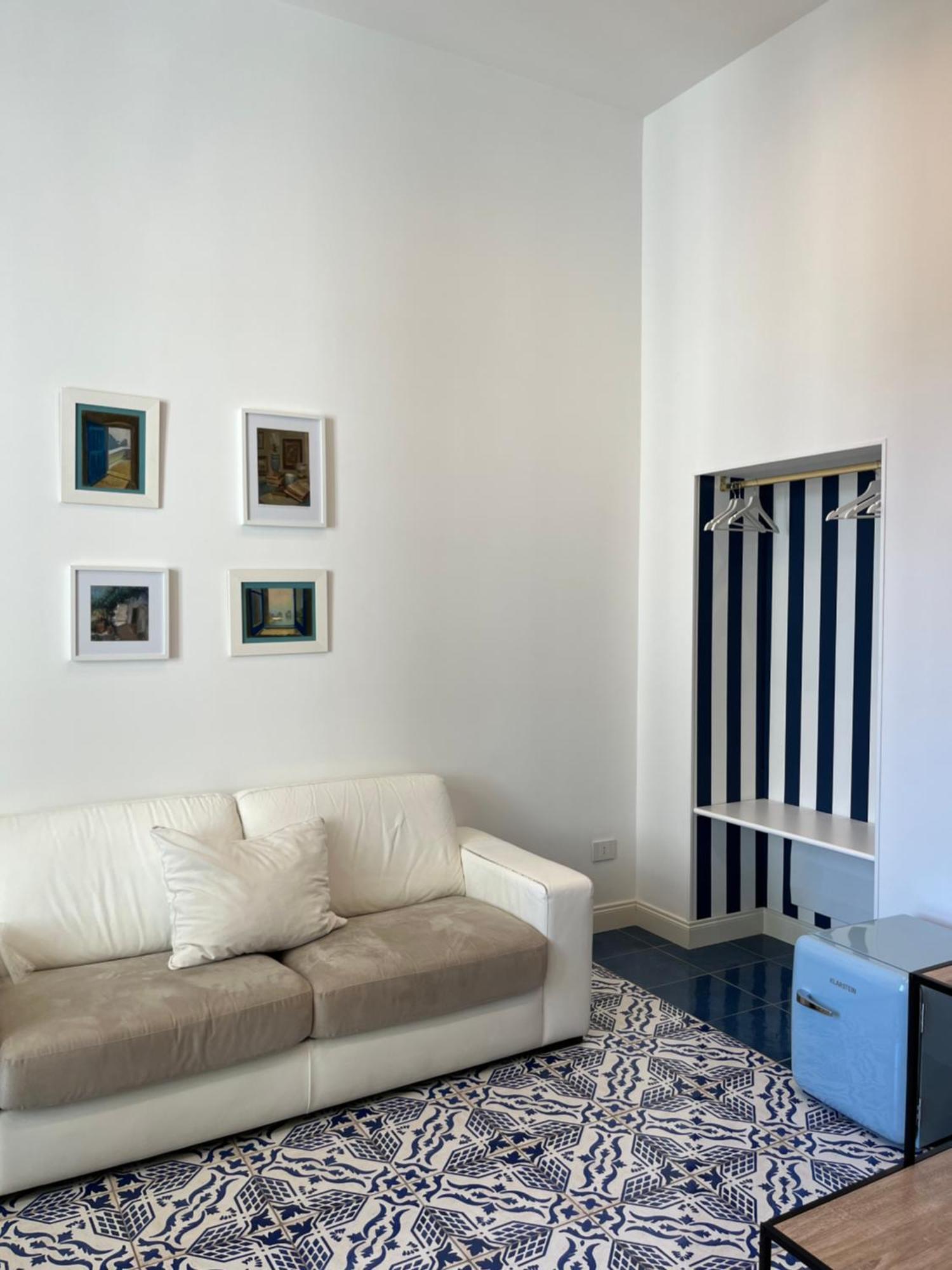 Gramsci 16 Hotel Napoli Ngoại thất bức ảnh